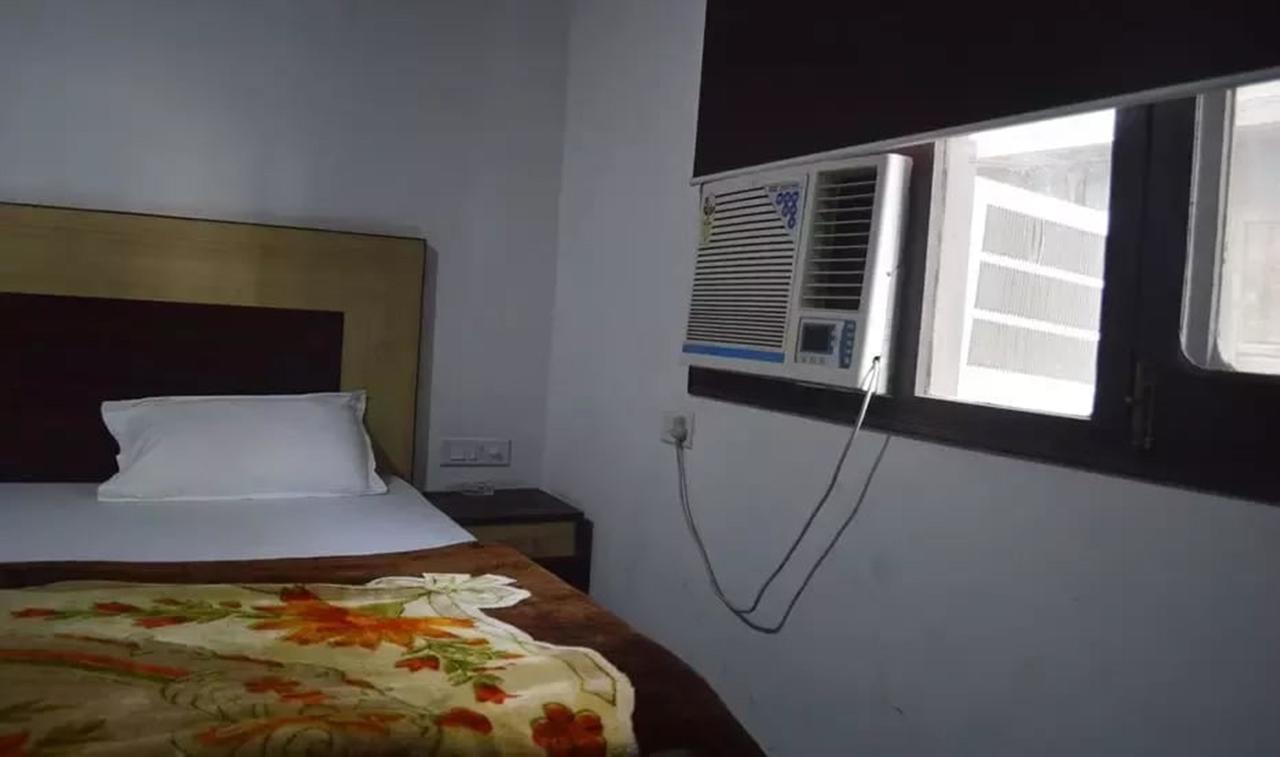 Hotel Mehra Inn Amritsar Eksteriør billede