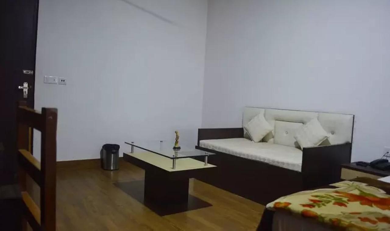 Hotel Mehra Inn Amritsar Eksteriør billede
